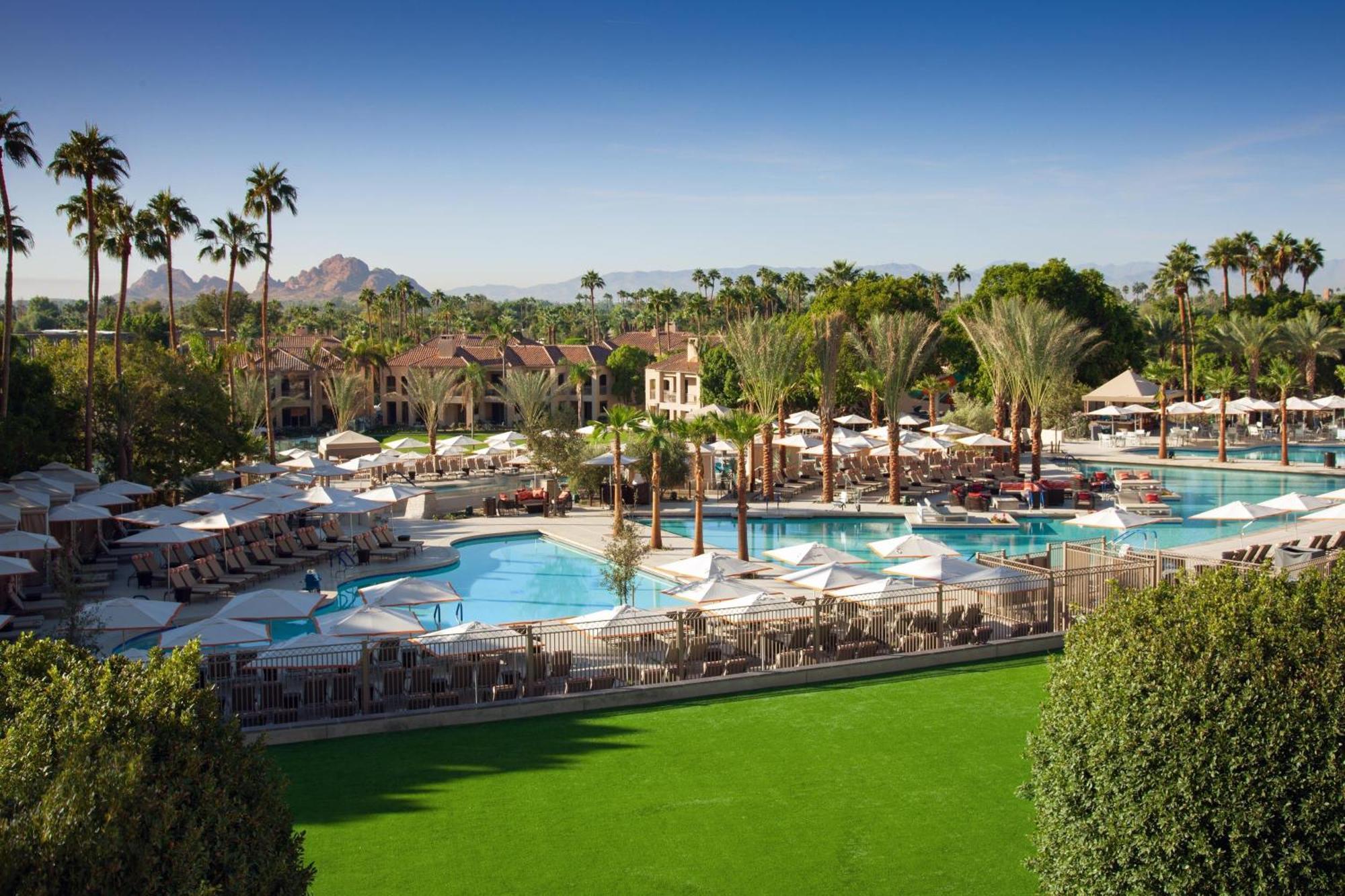 The Phoenician, A Luxury Collection Resort, Station touristique 5*